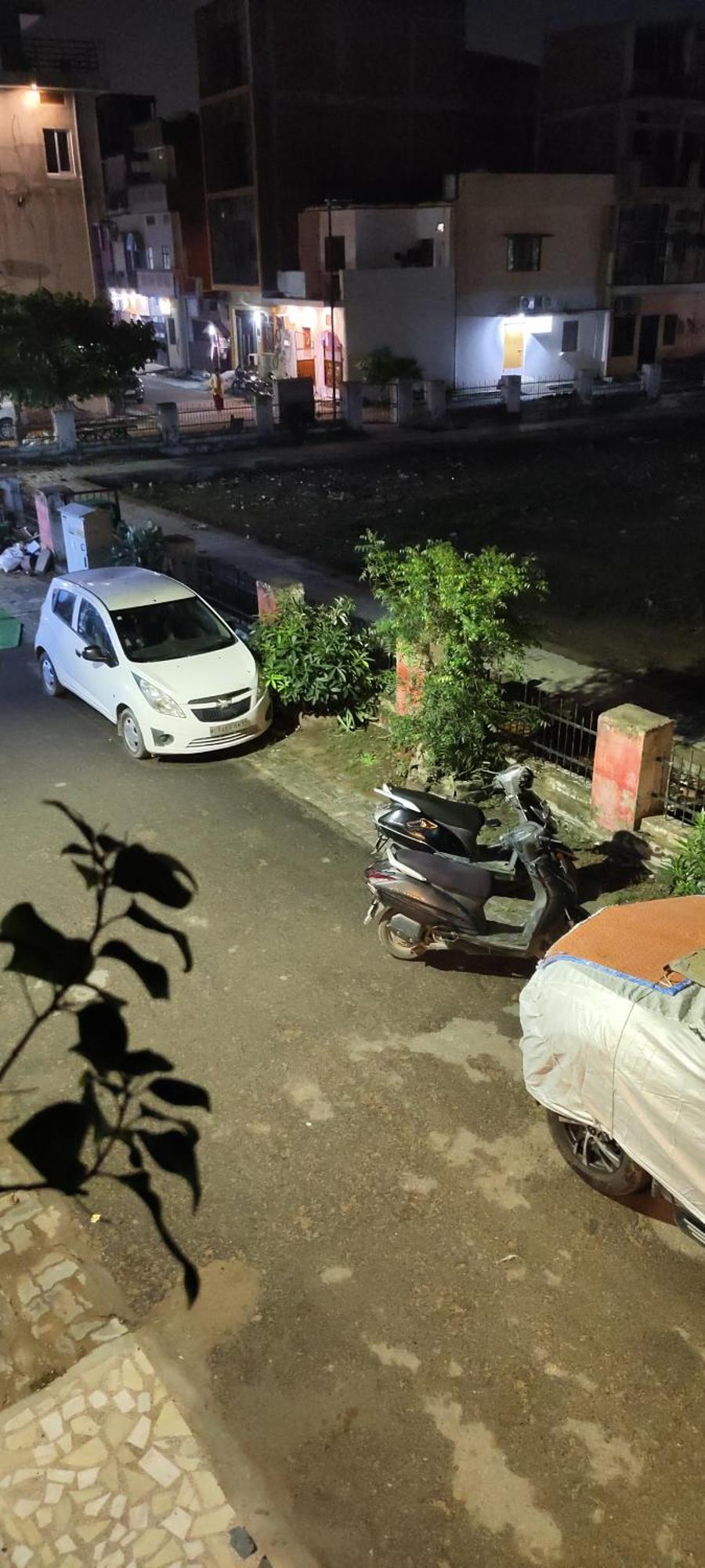 Hotel Raju Homestay Ayodhya 150 Meters From Shree Ram Janmbhoomi Temple 200 Meters From Ayodhya Dham Railway Station Zewnętrze zdjęcie